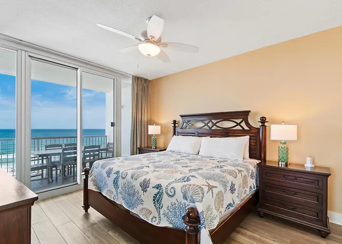 Island Tower Apartment